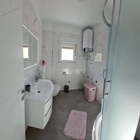 Luce - Dome Apartman *