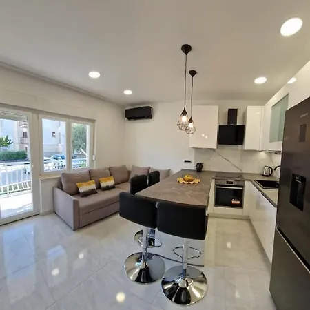 Apartman Luce - Dome Split